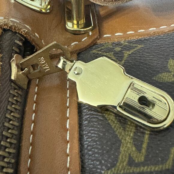 Louis Vuitton French Co. Hat Box bag Vintage Boite Chapeau monogram LV trunk - Picture 16 of 16